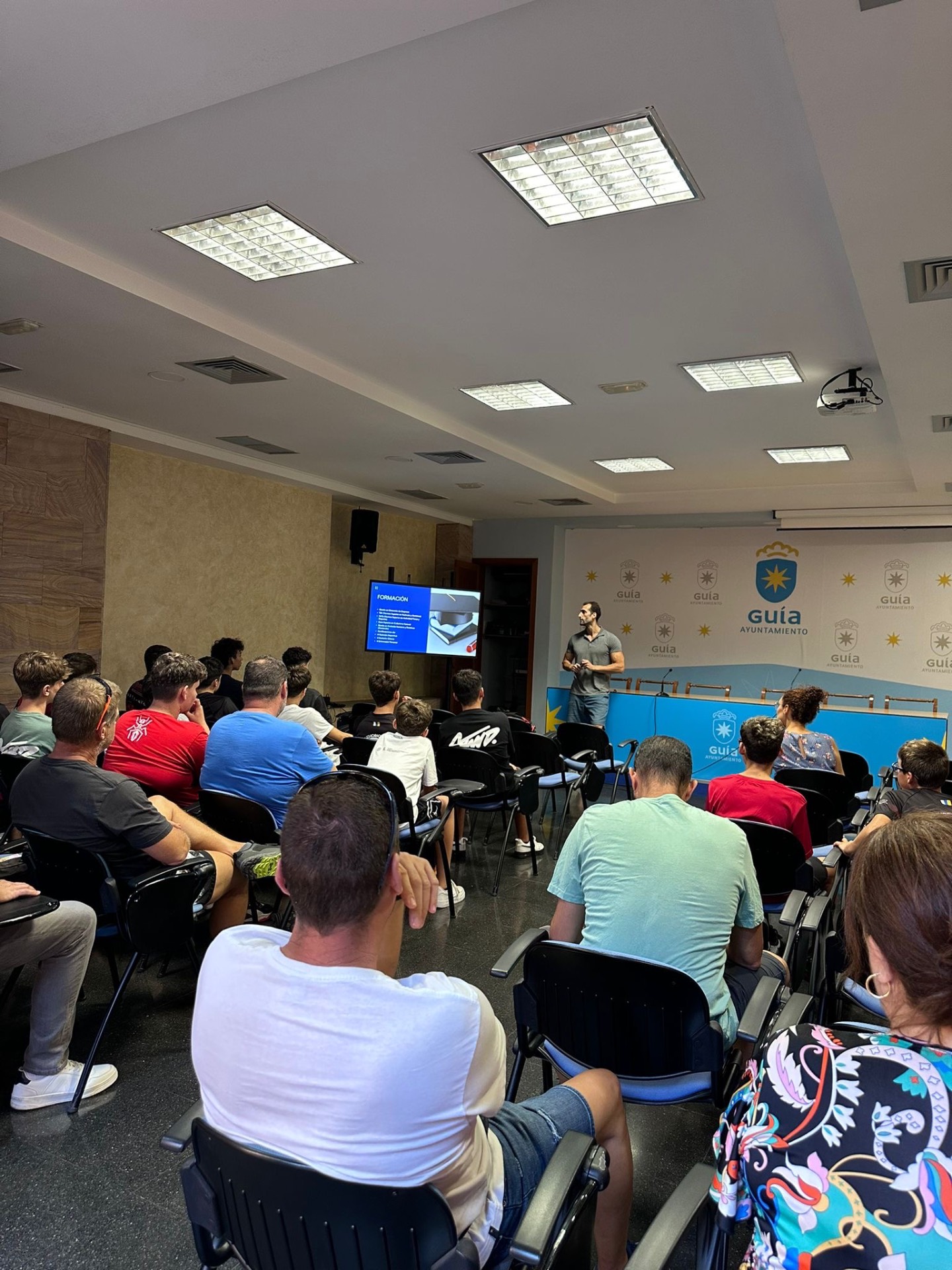 Charla Cenobio Valerón Baloncesto - Imagen 6